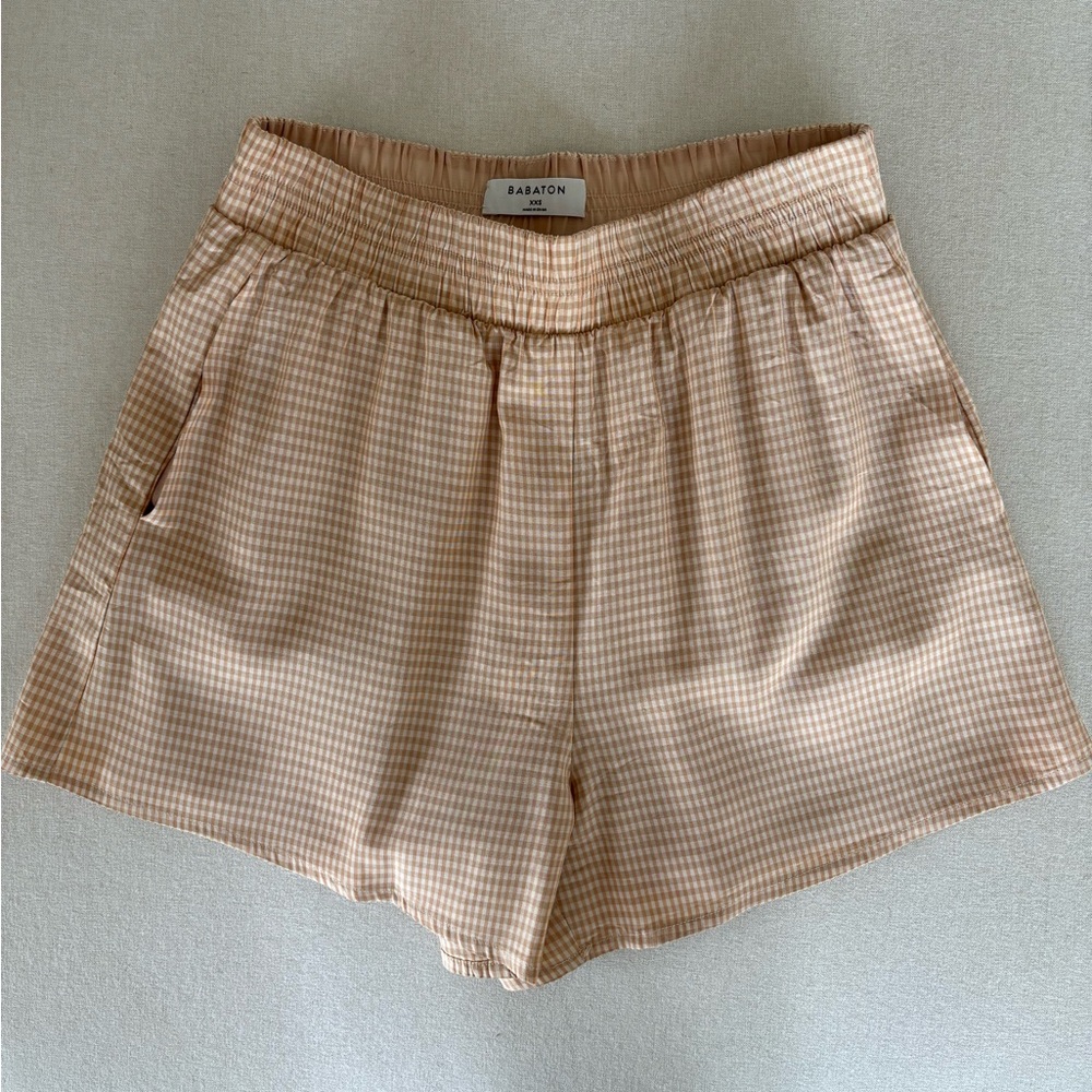 Babaton Elwood tan peach shorts boxer XXS - Picture 2 of 5